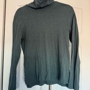 Madewell Women’s Turtleneck Sweater in Green